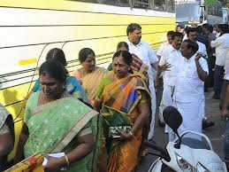 sasikala’smlas:‘lockedup’inluxury‘without’theirfreedom